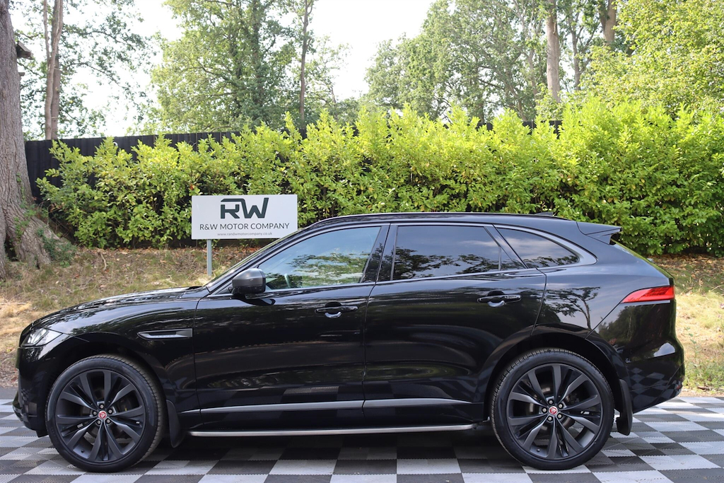 Jaguar F-Pace 2.0 P300 300 Sport Awd Euro 6 Ss Black