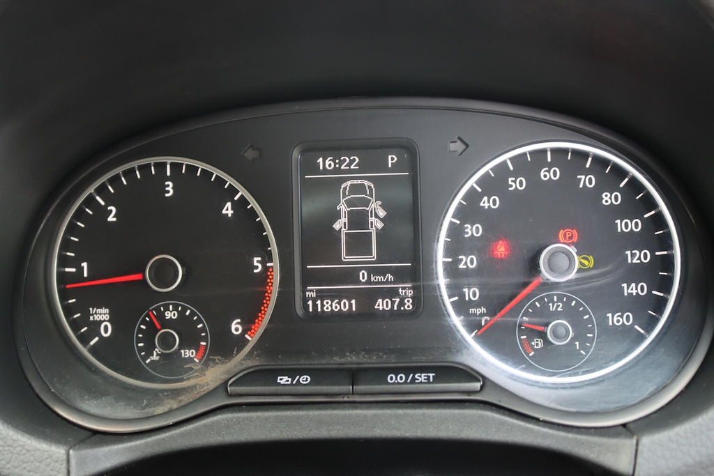 Volkswagen Amarok Highline Per Silver #44