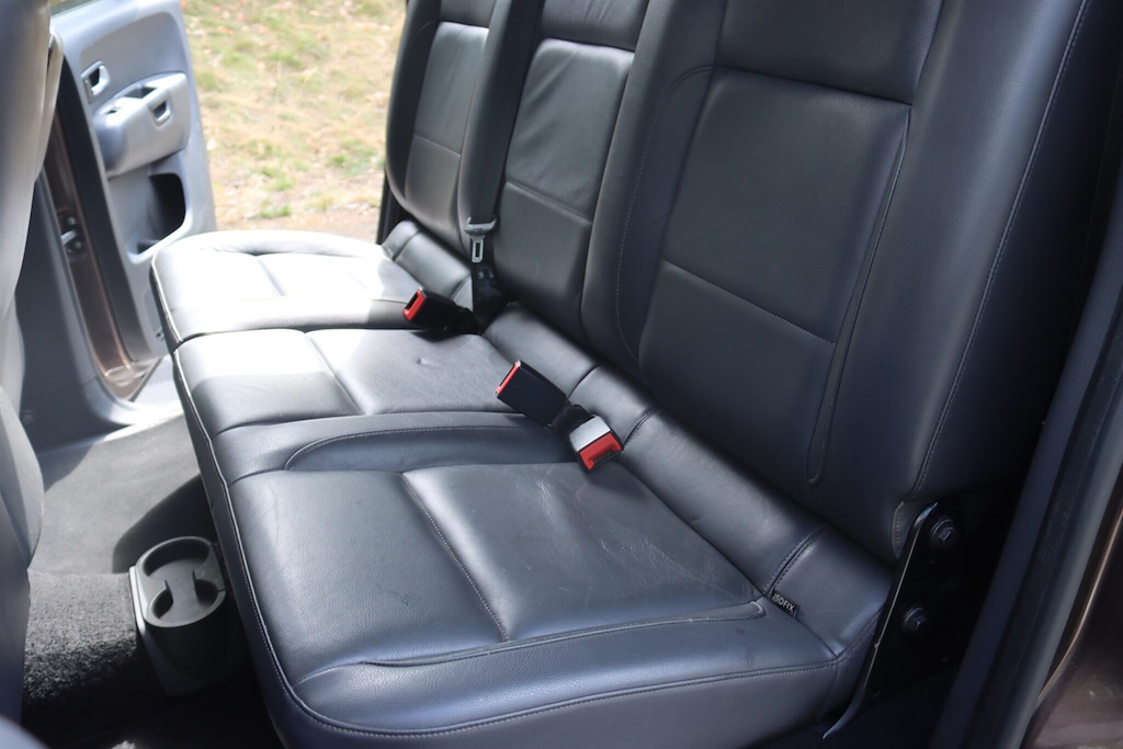 Volkswagen Amarok Highline Per Silver #8