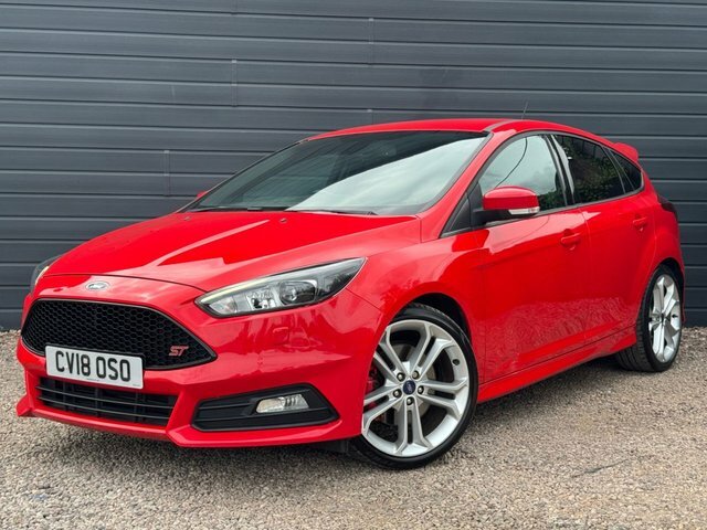 Ford Focus 2018 2.0 Tdci St-3 Hatchback CV18OSO Red #4
