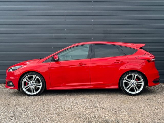 Ford Focus 2018 2.0 Tdci St-3 Hatchback CV18OSO Red #6