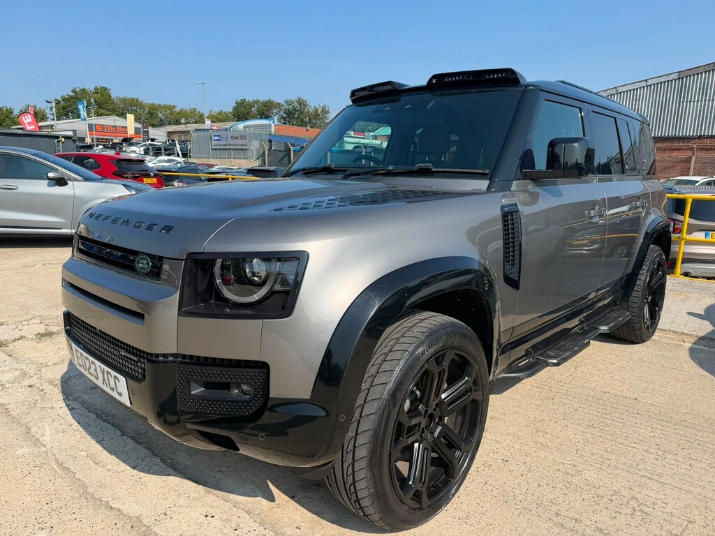 Land Rover Defender 110 Defender Estate 3.0 D300 X-dynamic Hse 110 EO23XCC Silver #3