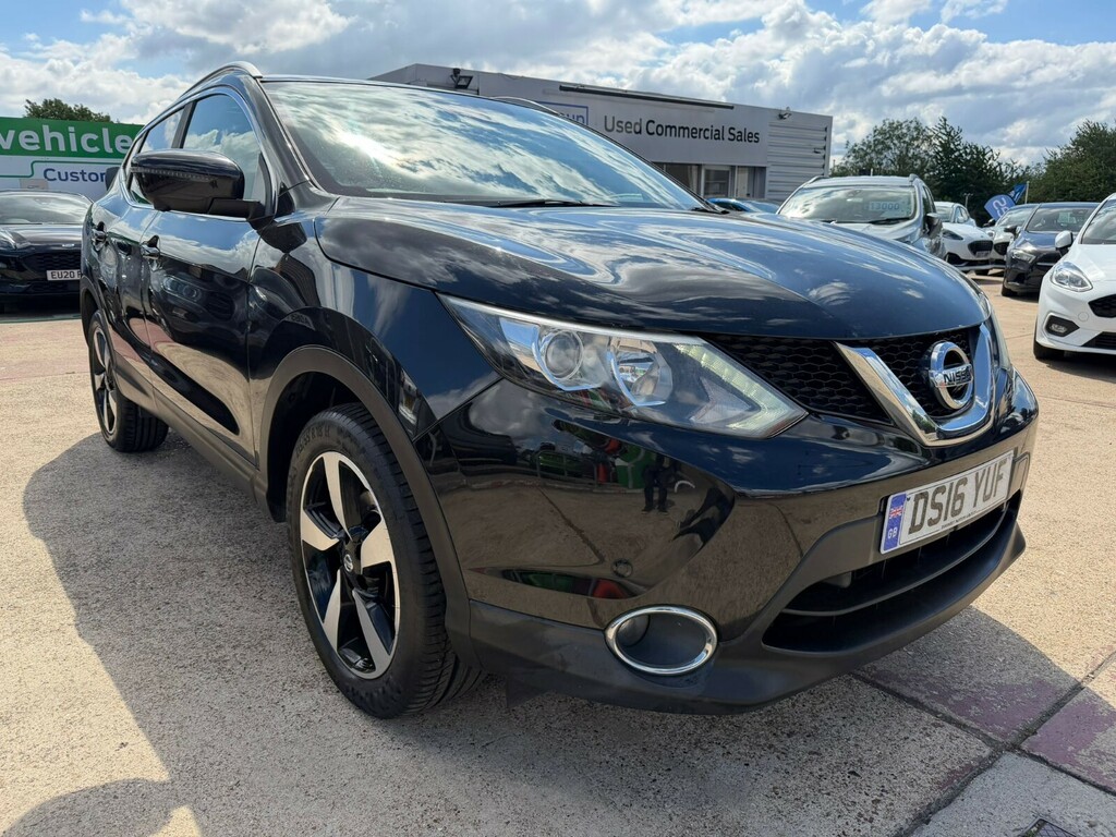 Nissan Qashqai Qashqai Hatchback 1.5 Dci N-connecta Black