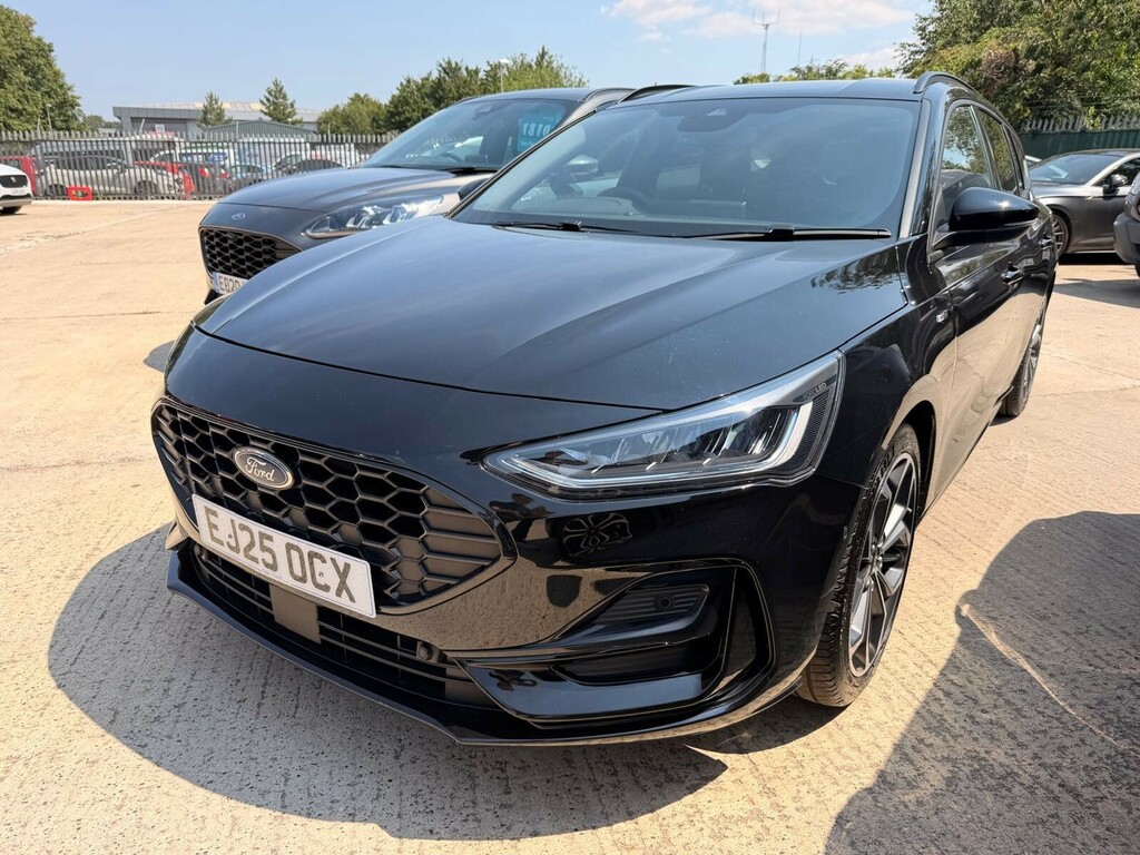 Ford Focus Focus Estate 1.0 Ecoboost Hybrid Mhev 155 St-line EJ25OCX Black #3