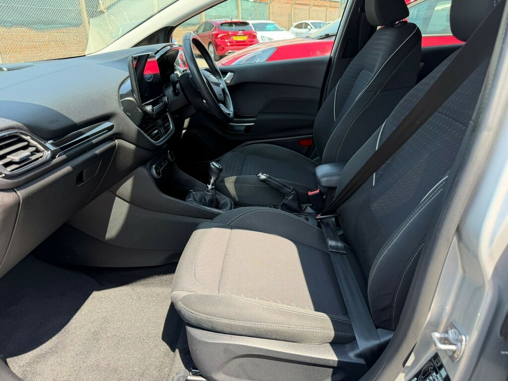 Ford Fiesta Fiesta Hatchback 1.0 Ecoboost Titanium EU68SDO Silver #6
