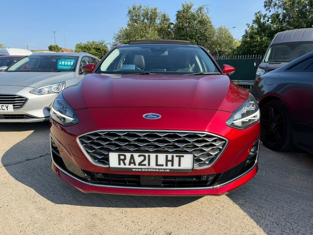 Ford Focus Focus Vignale Hatchback 1.0 Ecoboost 125 RA21LHT Red #2
