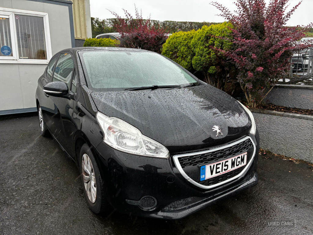 Peugeot 208 1.2 Vti Access Black