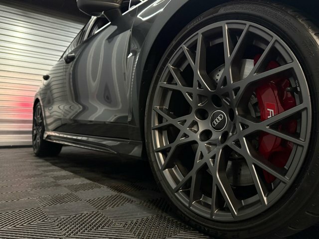 Audi RS3 2025 2.5 Tfsi Carbon Black Sportback S Black #6