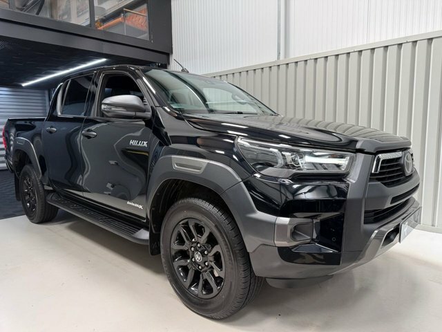 Toyota HILUX Hi-luxury Invincible X D-4d 4Wd Double Cab Grey #59