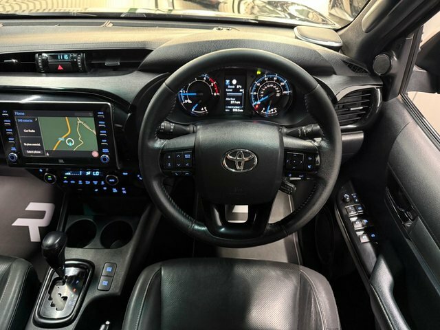 Toyota HILUX Hi-luxury Invincible X D-4d 4Wd Double Cab Grey #23
