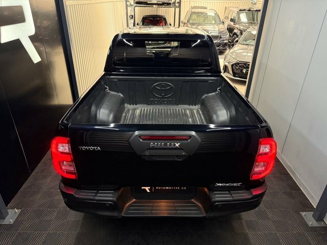 Toyota HILUX Hi-luxury Invincible X D-4d 4Wd Double Cab Grey #55