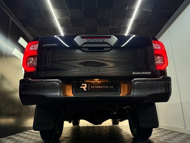 Toyota HILUX Hi-luxury Invincible X D-4d 4Wd Double Cab Grey #19