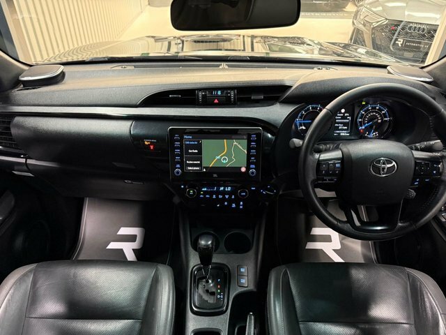 Toyota HILUX Hi-luxury Invincible X D-4d 4Wd Double Cab Grey #22