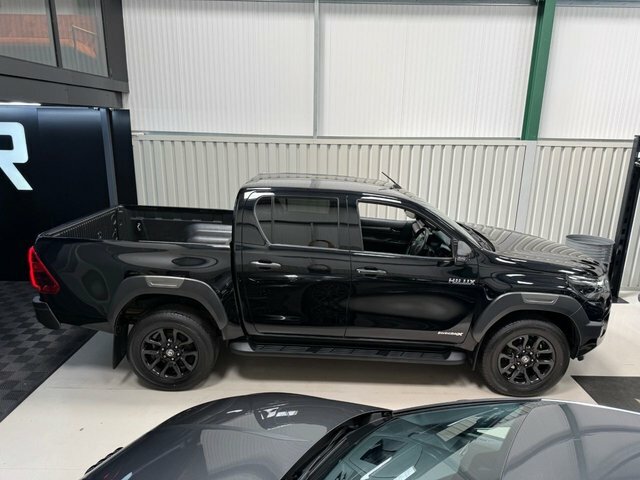 Toyota HILUX Hi-luxury Invincible X D-4d 4Wd Double Cab Grey #61
