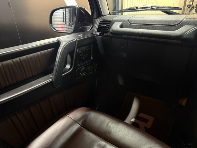 Mercedes-Benz G Class Silver #23
