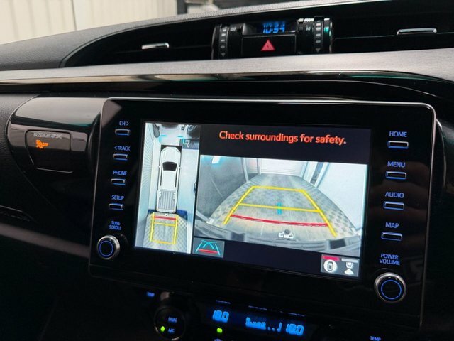 Toyota HILUX 2023 2.8 D-4d Invincible X Pickup Double Cab D Grey #6