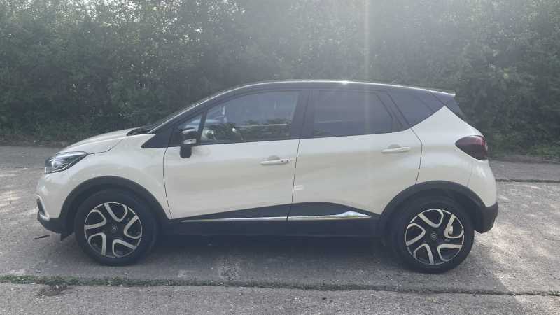 Renault Captur Iconic Tce White #4