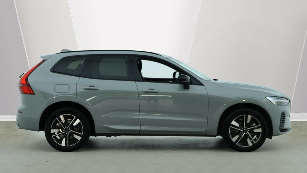 Volvo XC60 T6 Awd Phev Plus Dark Harmankardon Sound, 360 Ca RV75PYB #3