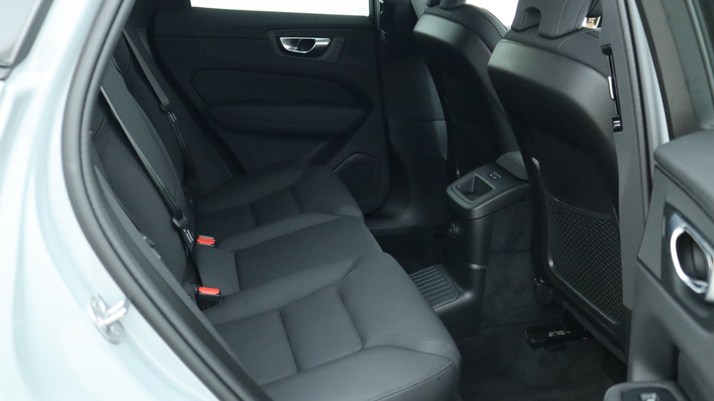 Volvo XC60 T6 Awd Phev Plus Dark Harmankardon Sound, 360 Ca RV75PYB #6