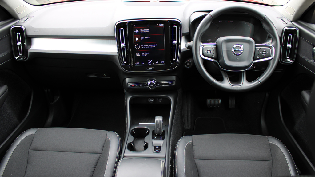 Volvo XC40 D3 Momentum Winter Pack, Apple Carplay, Blis KR69DWM #5