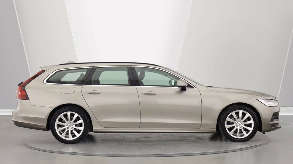 Volvo V90 B4 P Momentum Park Camera, Heated Seats, Keyles #3