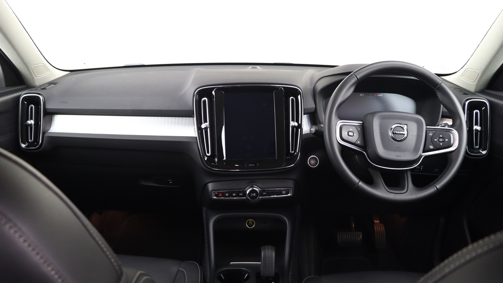 Volvo XC40 T3 Momentum Winter Pack, Park Camera, Led He YY19ATZ  #5