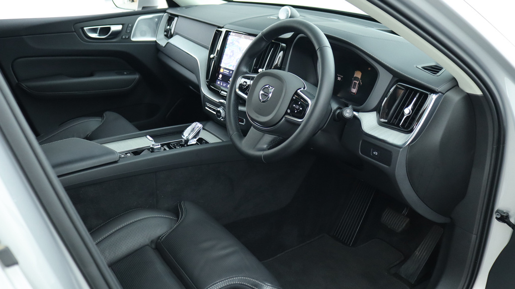 Volvo XC60 B5 P Awd Ultra Bright Sunroof, Bowers Wilkins #4