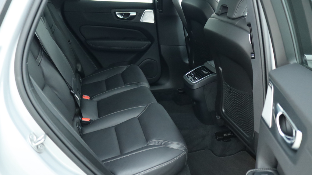 Volvo XC60 B5 P Awd Ultra Bright Sunroof, Bowers Wilkins #6