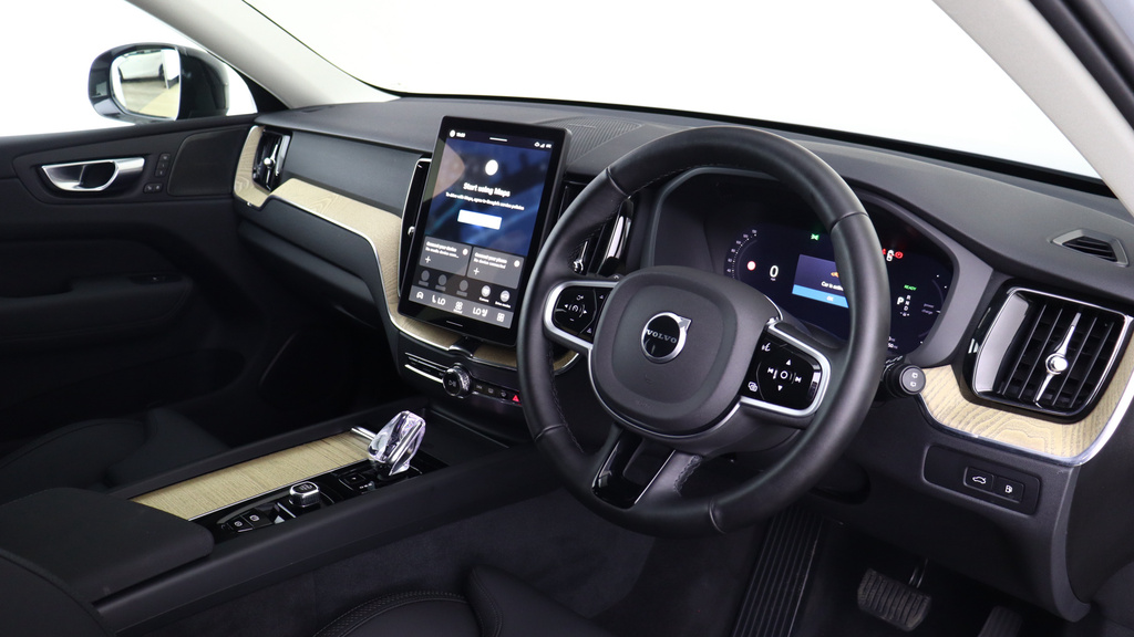 Volvo XC60 T6 Awd Phev Plus Dark Harmankardon Sound, 360 Ca RO75HBD #4