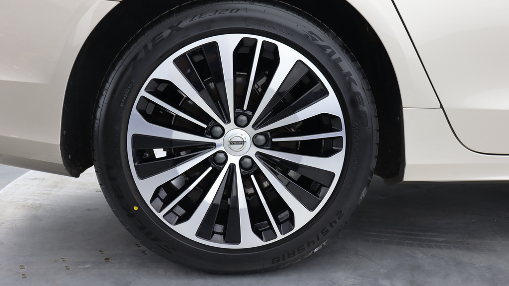 Volvo V90 Recharge Plus, T6 Awd Plug-in Hybrid, Grey #9