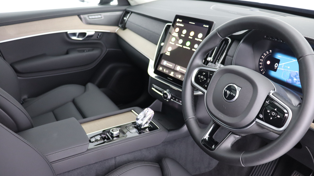 Volvo XC90 T8 Awd Phev Plus Dark Sunroof, Harmankardon Soun RO75UOW #4