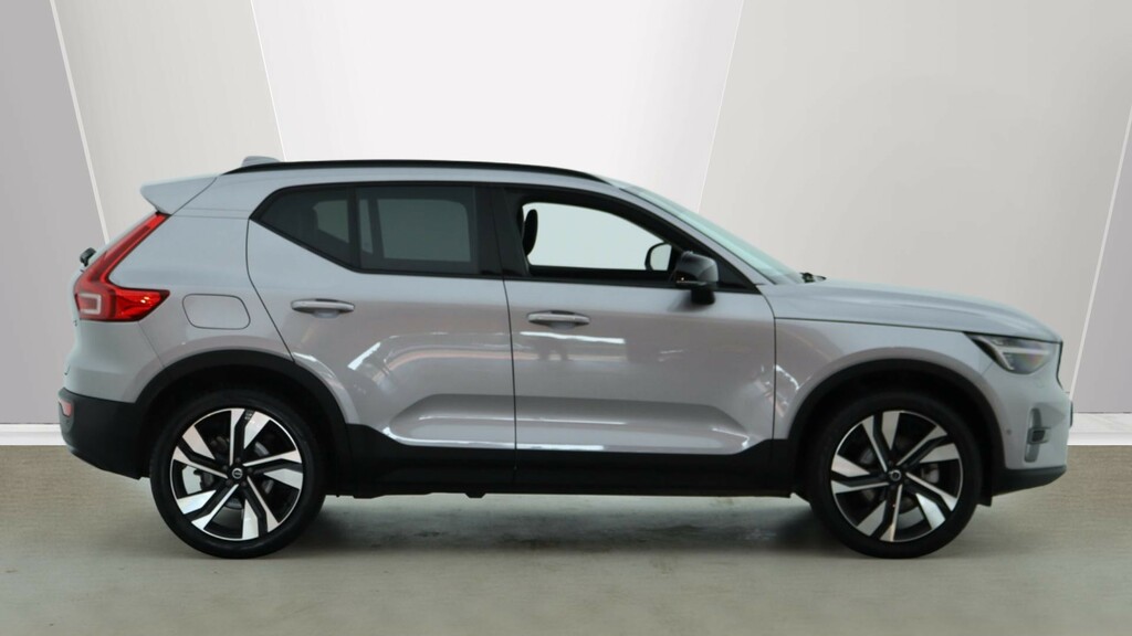 Volvo XC40 B3 P Ultra Dark Sunroof, Harmankardon Sound, 3 RV75USZ #3
