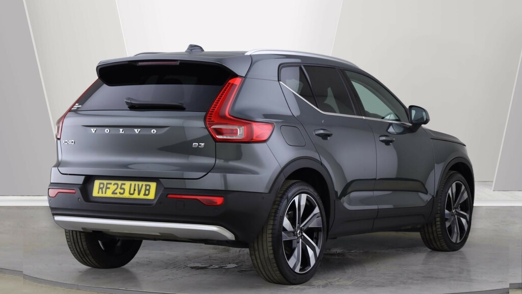 Volvo XC40 B3 P Ultra Bright Sunroof, Harmankardon Sound, RF25UVB #2