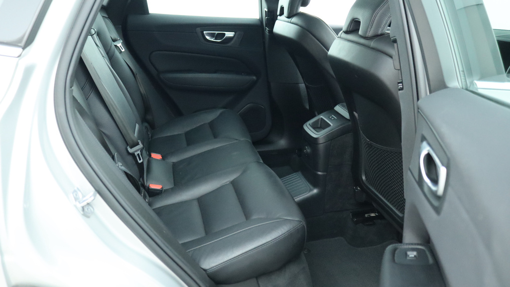 Volvo XC60 T6 Awd Phev Inscription Expression Lounge Pack, D RV22CLO #6