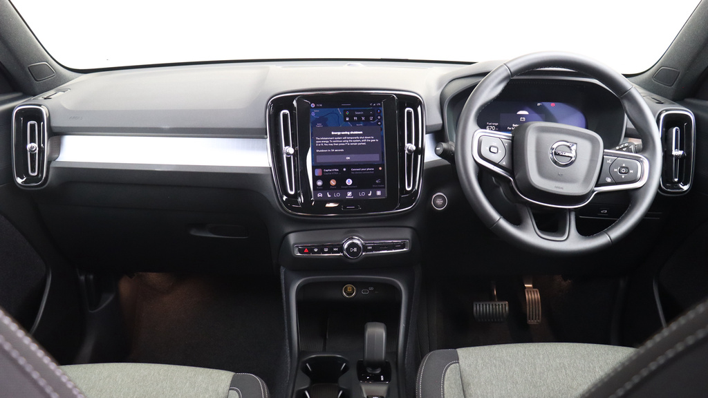 Volvo XC40 B3 P Core Park Assist, Cruise Control, Apple Ca RJ25WCE #5