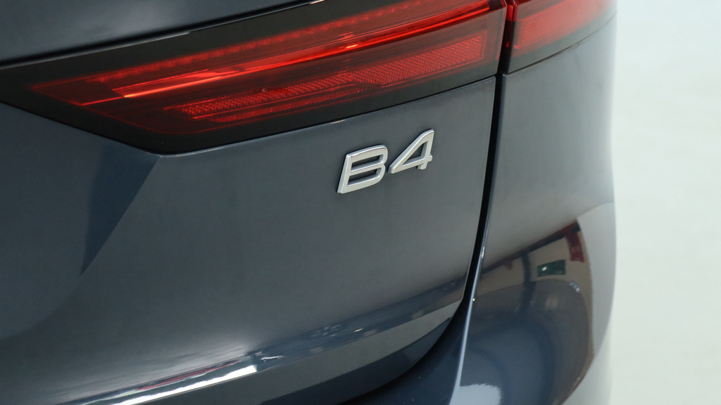Volvo V90 2.0H T8 Recharge 18.8Kwh Ultimate Awd Euro 6 #37