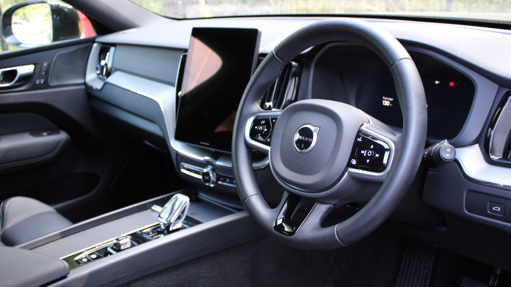 Volvo XC60 B5 P Awd Plus Black Edition Harmankardon Sound RA25NYX #4