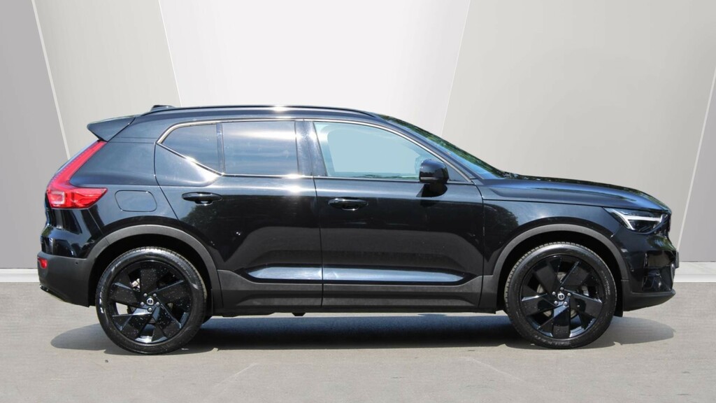 Volvo XC40 B3 P Ultra Black Edition Sunroof, Harmankardon RV25WMX #3