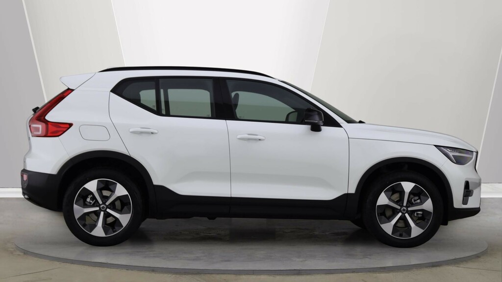 Volvo XC40 B3 P Plus Dark Park Camera, Heated Seats, Apple  #3
