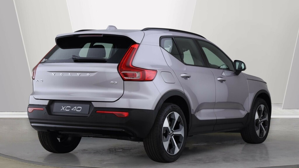 Volvo XC40 B3 P Plus Dark Park Camera, Heated Seats, Apple  #2