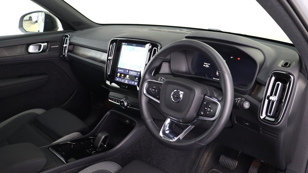 Volvo EX40 Twin Motor Ultra Sunroof, Harmankardon Sound, 36  #4
