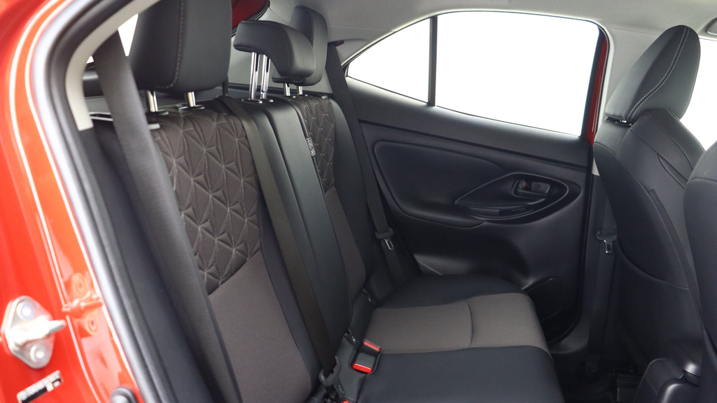 Toyota Yaris Cross 1.5 Hybrid Excel Cvt 360 Camera, Heated Seats #6