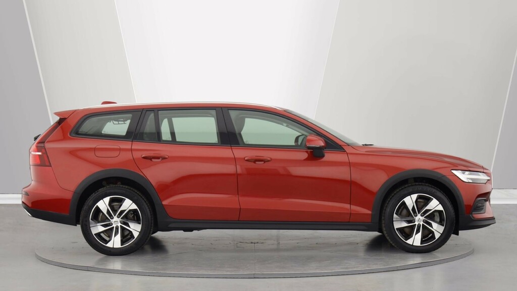Volvo V60 Cross Country B5 P Awd Park Camera, Heated Seats, Keyless Dri #3