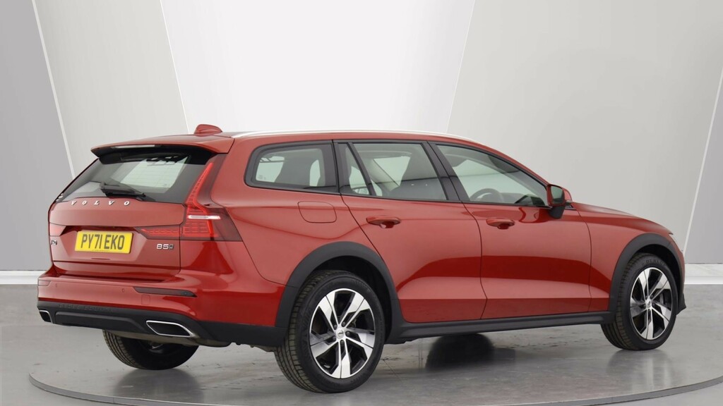Volvo V60 Cross Country B5 P Awd Park Camera, Heated Seats, Keyless Dri #2