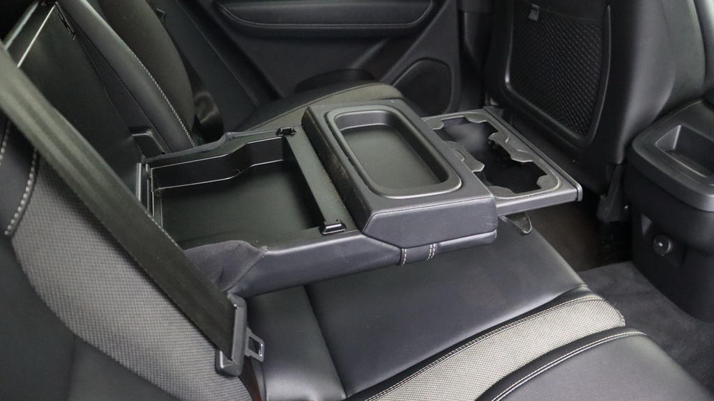 Volvo XC60 2.0 T8 Recharge Phev R Design Pro Awd #44