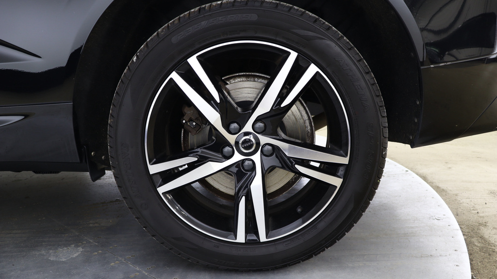 Volvo XC60 2.0 T8 Recharge Phev R Design Pro Awd #9