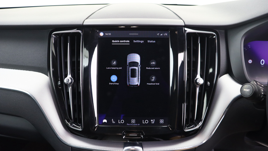 Volvo XC60 2.0 T8 Recharge Phev R Design Pro Awd #27