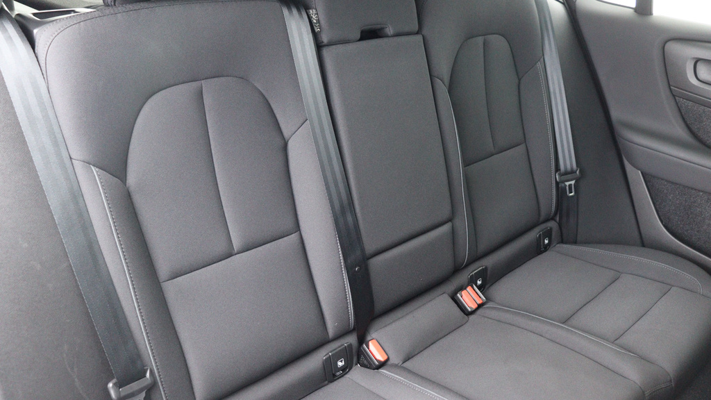 Volvo C40 Single Motor Plus Sunroof, Park Camera, Heated Se CJ23DDU #6