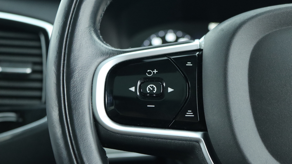 Volvo XC90 Blue #19