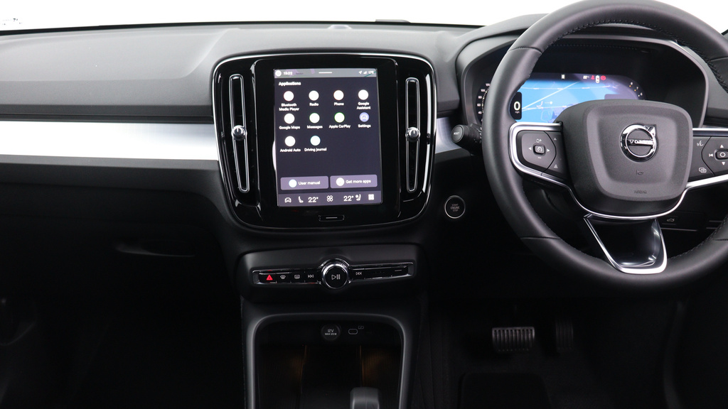 Volvo XC40 B3 P Plus Dark Park Camera, Heated Seats, Apple #5